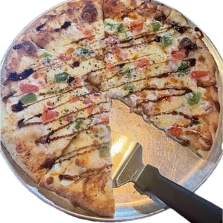 White Garlic Veggie Pizza