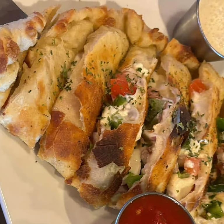 Delicious Meatball Subs: A Crowd Favorite